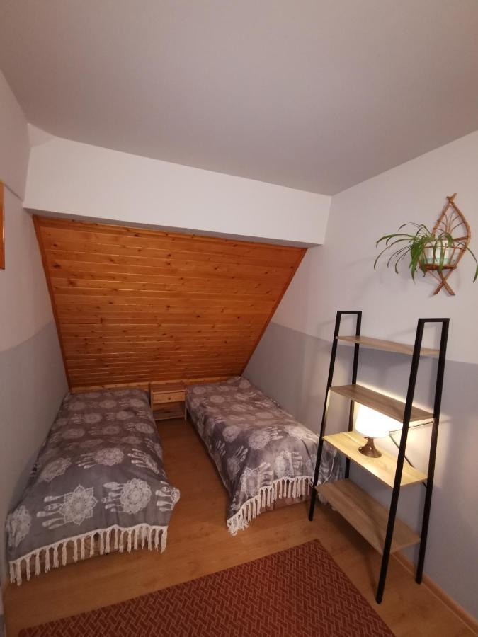 Olimp Pokoje I Apartamenty 슈차이르크 외부 사진