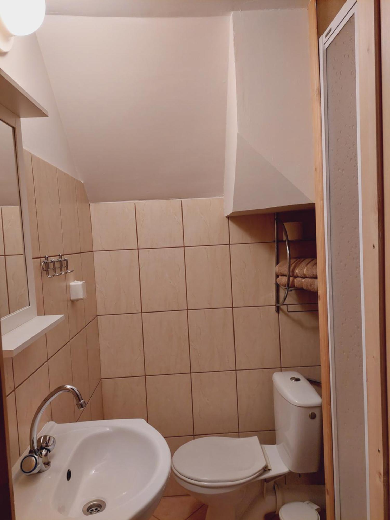 Olimp Pokoje I Apartamenty 슈차이르크 외부 사진